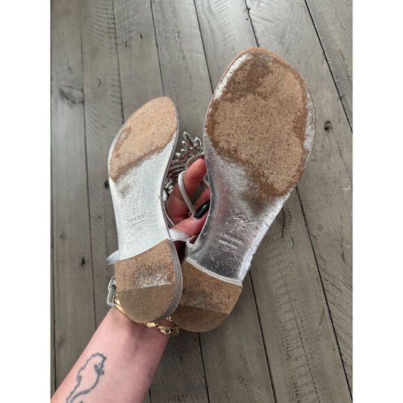 Giuseppe Zanotti Crystal Butterfly Embellished Flat Leather T Strap Sandals 36 - Picture 7 of 7